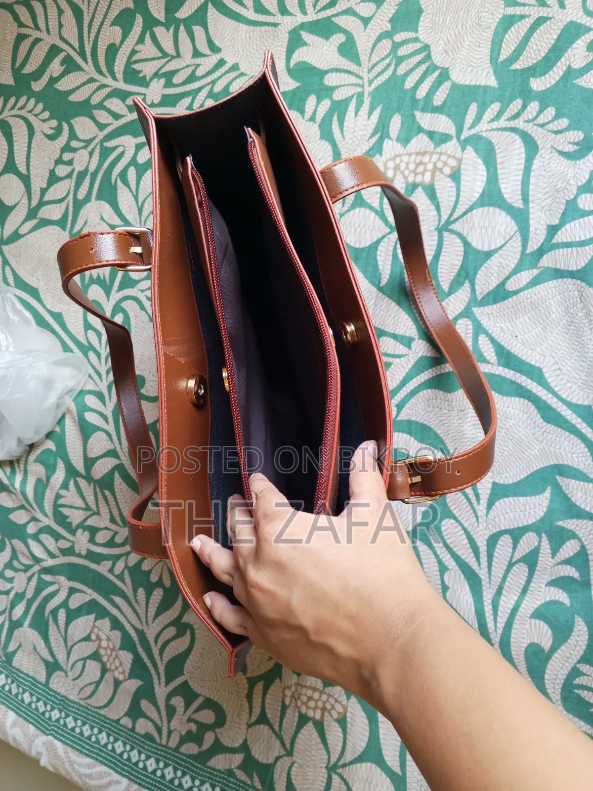 বিক্রির জন্য নতুন টোট ব্যাগ