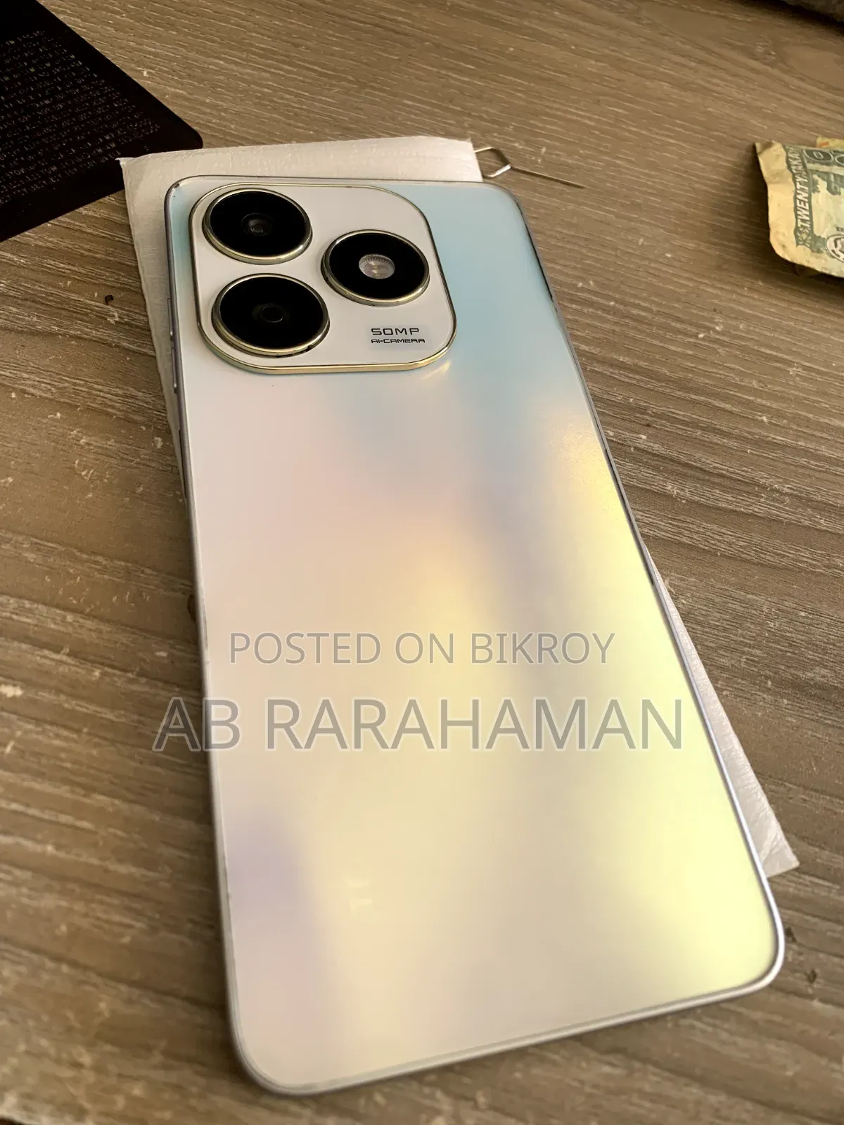 Tecno Spark 20 256 GB Silver