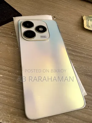 Tecno Spark 20 256 GB Silver