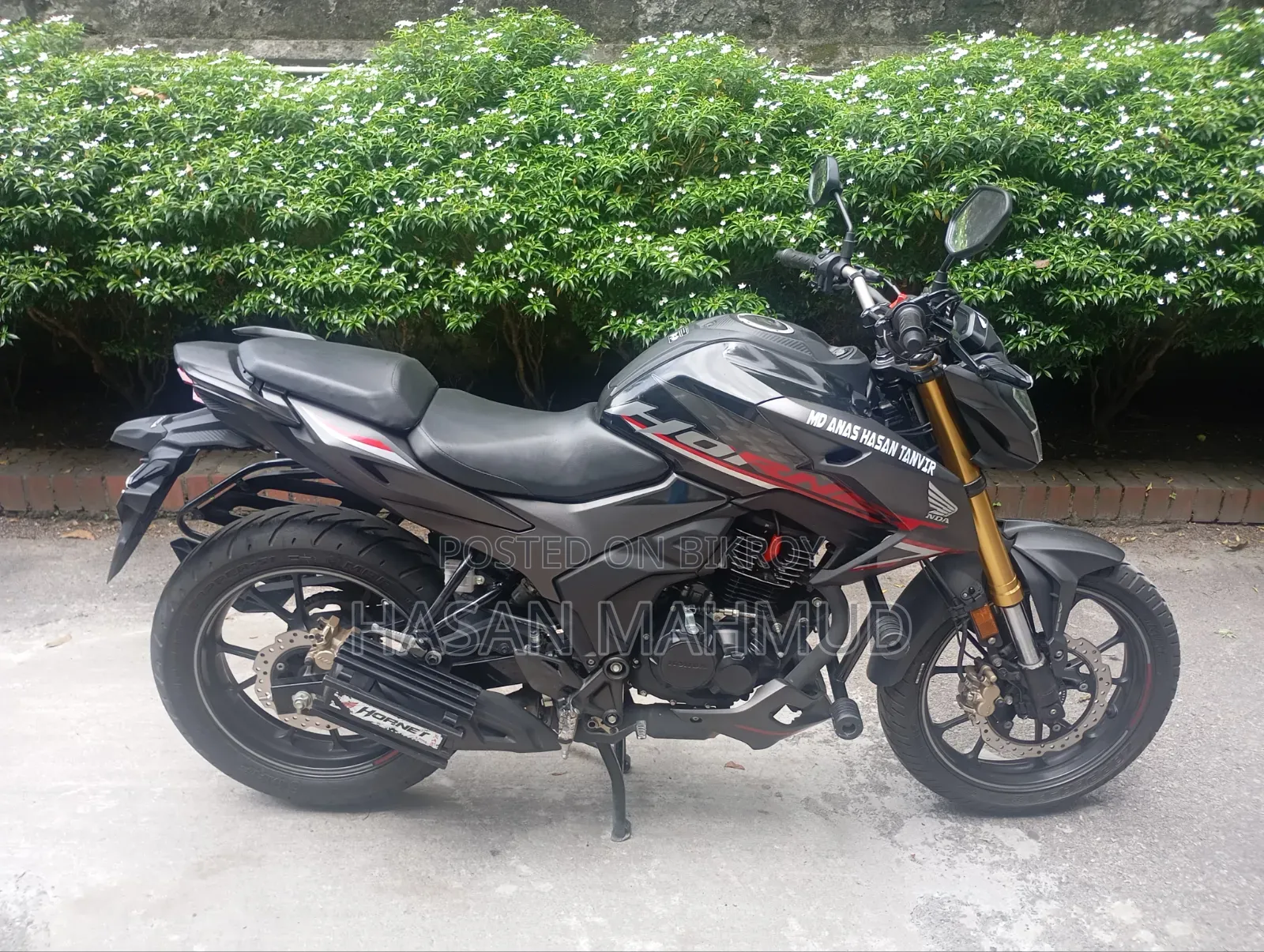 Honda Hornet 2.0 2025 Black