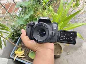 ক্যানন ৭৬০ডি+৫০ মিমি এসটিএম প্রাইম লেন্স