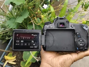 ক্যানন ৭৬০ডি+৫০ মিমি এসটিএম প্রাইম লেন্স