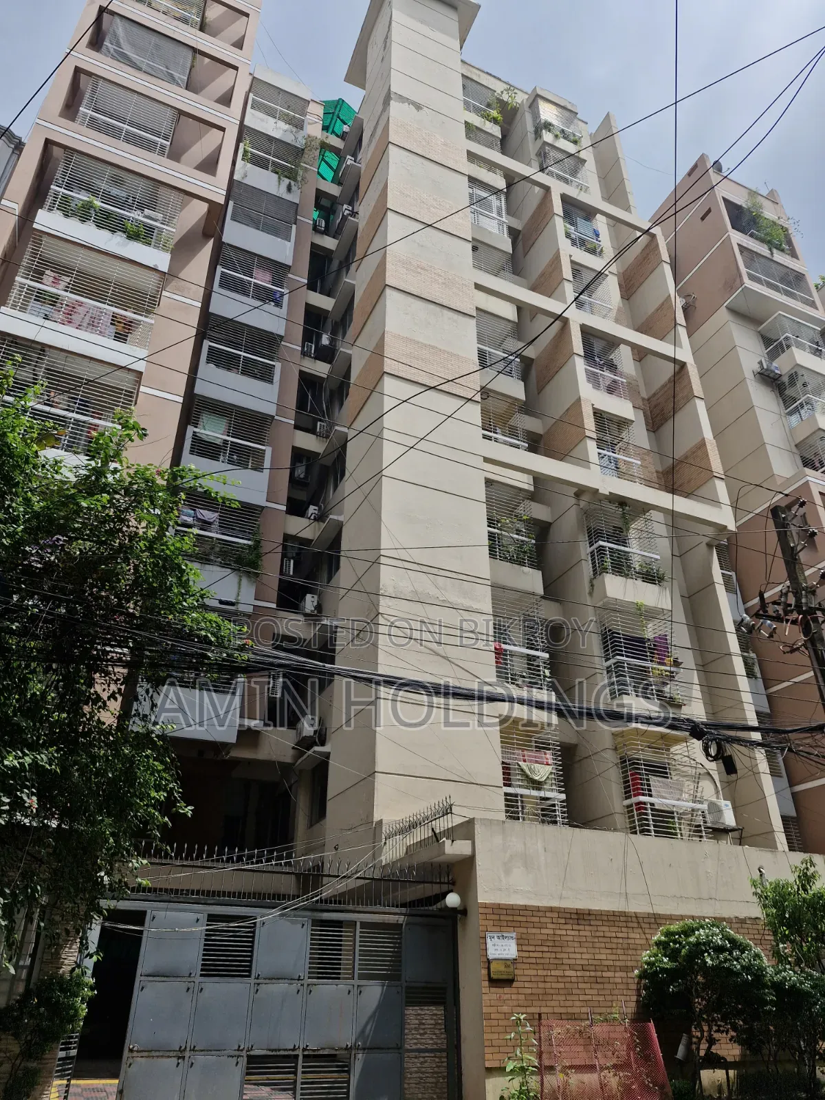 গুলশানে চার বেডরুমের ডুপ্লেক্স বিক্রির জন্য