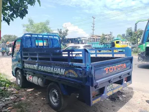 Toyota Dyna Pickup 2003 Blue