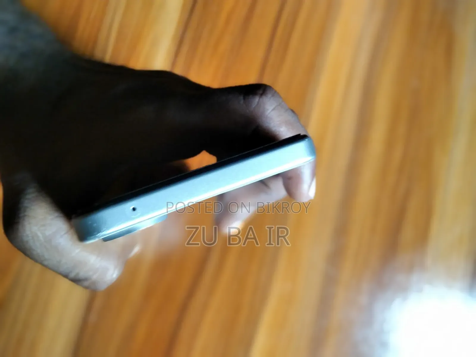 নতুন OnePlus Nord CE5 128 GB হোয়াইট