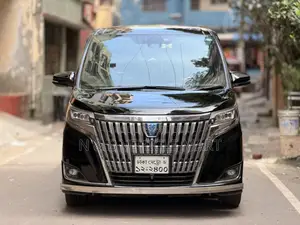 Toyota Esquire 1.8 Front-Wheel Drive Hybrid (7 Seater) 2018 Black