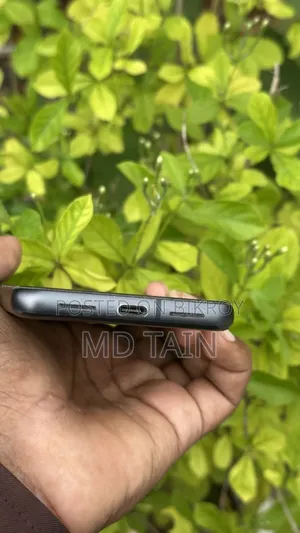 Mobile Phone 8 GB Black