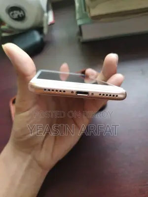 Apple iPhone 8 64 GB Gold