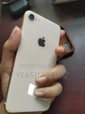 Apple iPhone 8 64 GB Gold