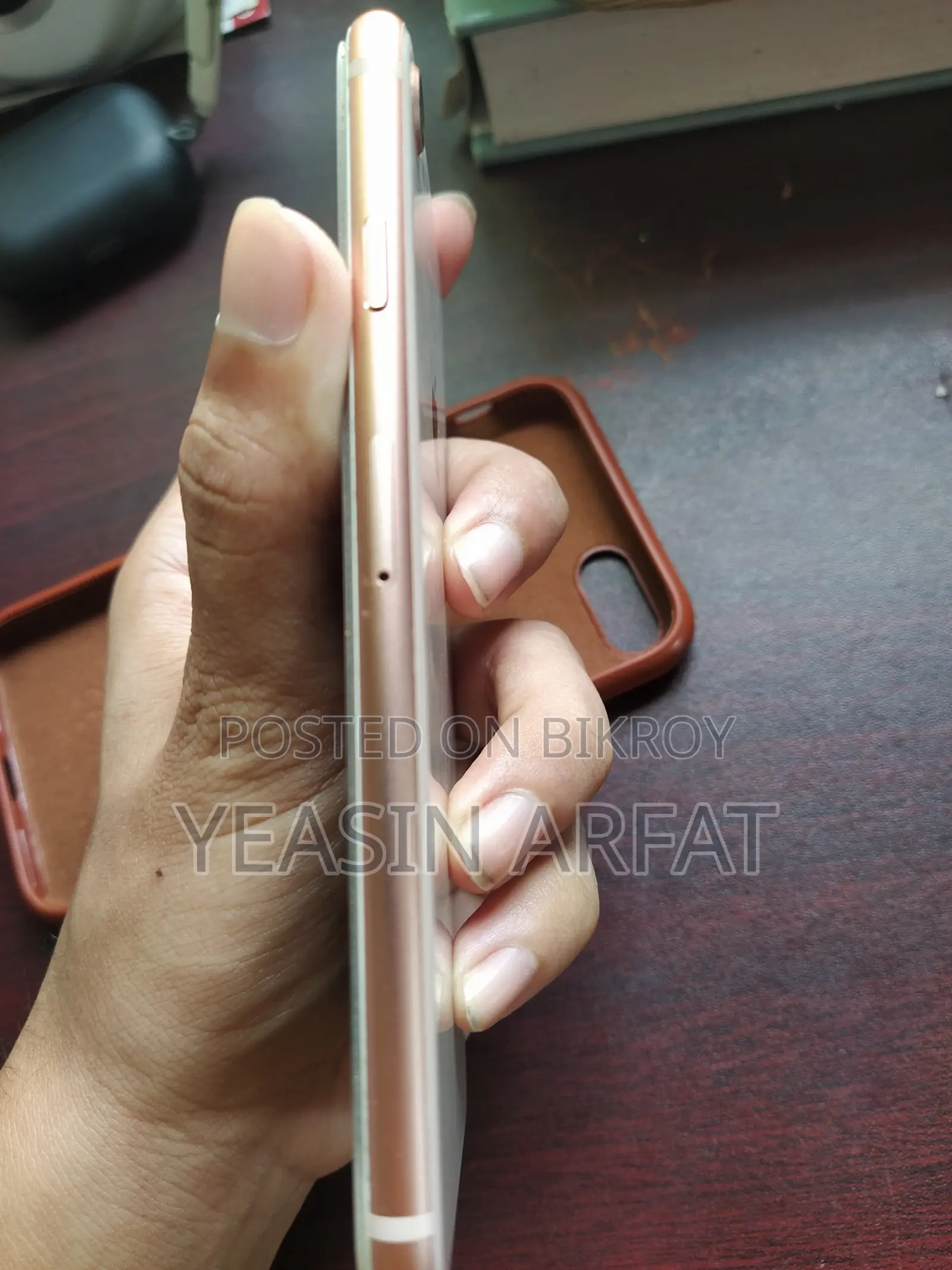 Apple iPhone 8 64 GB Gold