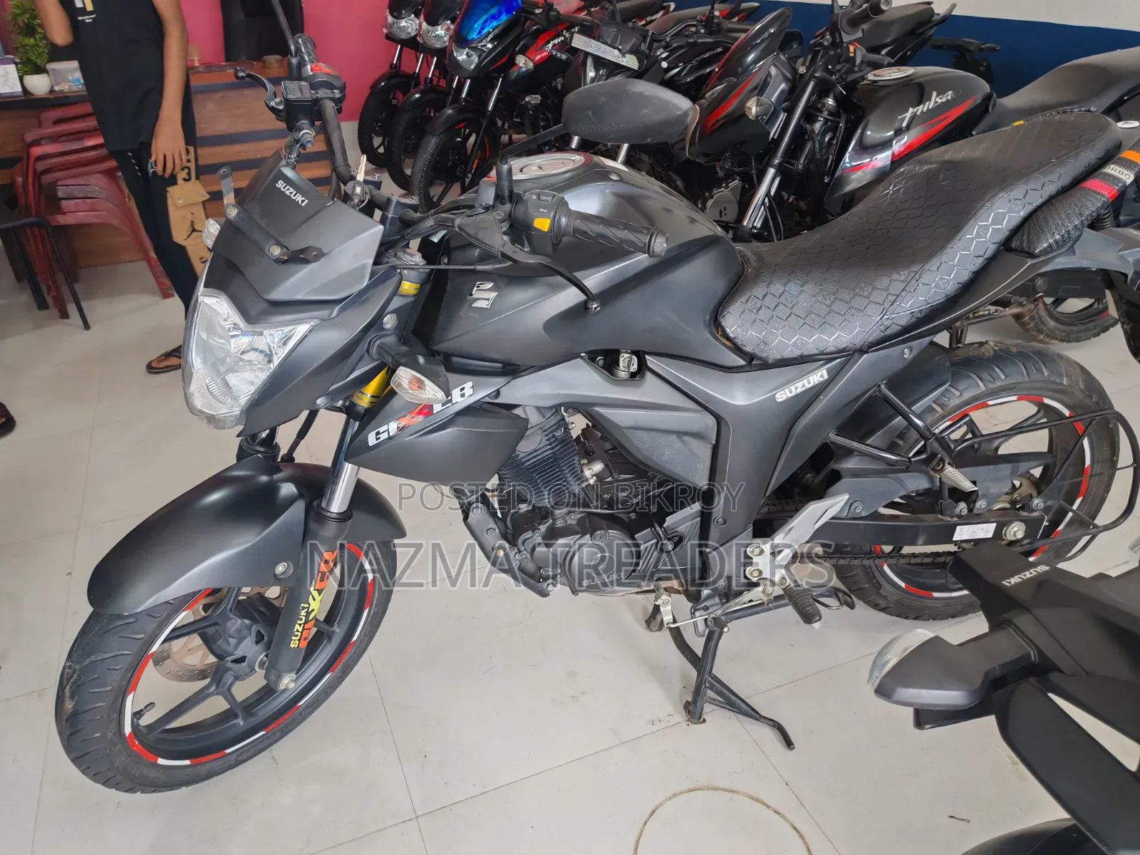 Suzuki Gixxer 2024 Gray