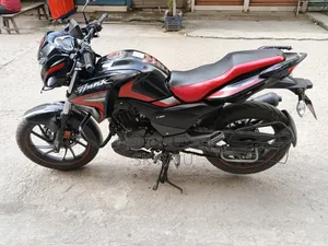 Hero Hunk 2023 Black