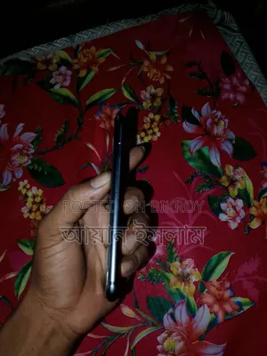 Apple iPhone 8 64 GB Gray