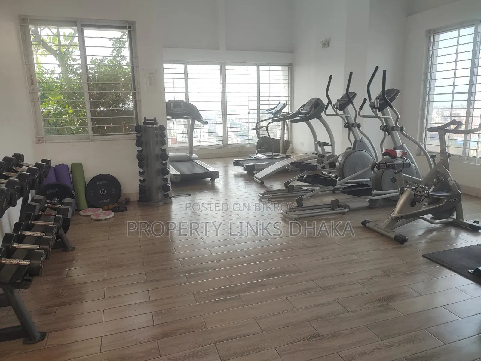 Furnished 4-Bedroom Apartment in Baridhara for rent