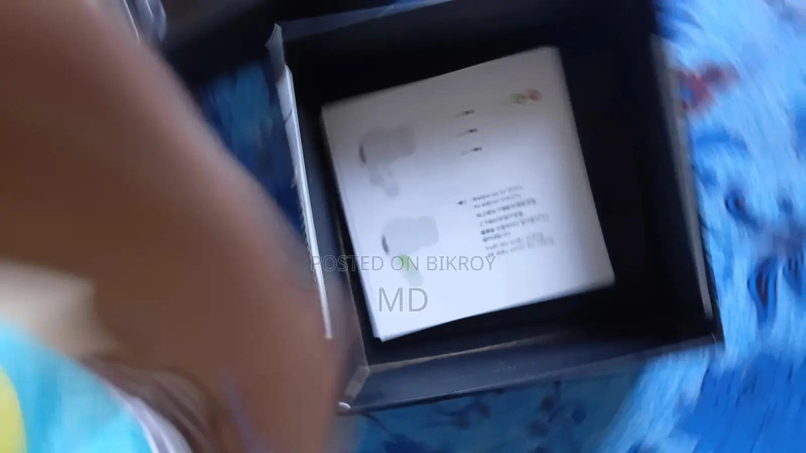 খুব ভালো একটা Airpods