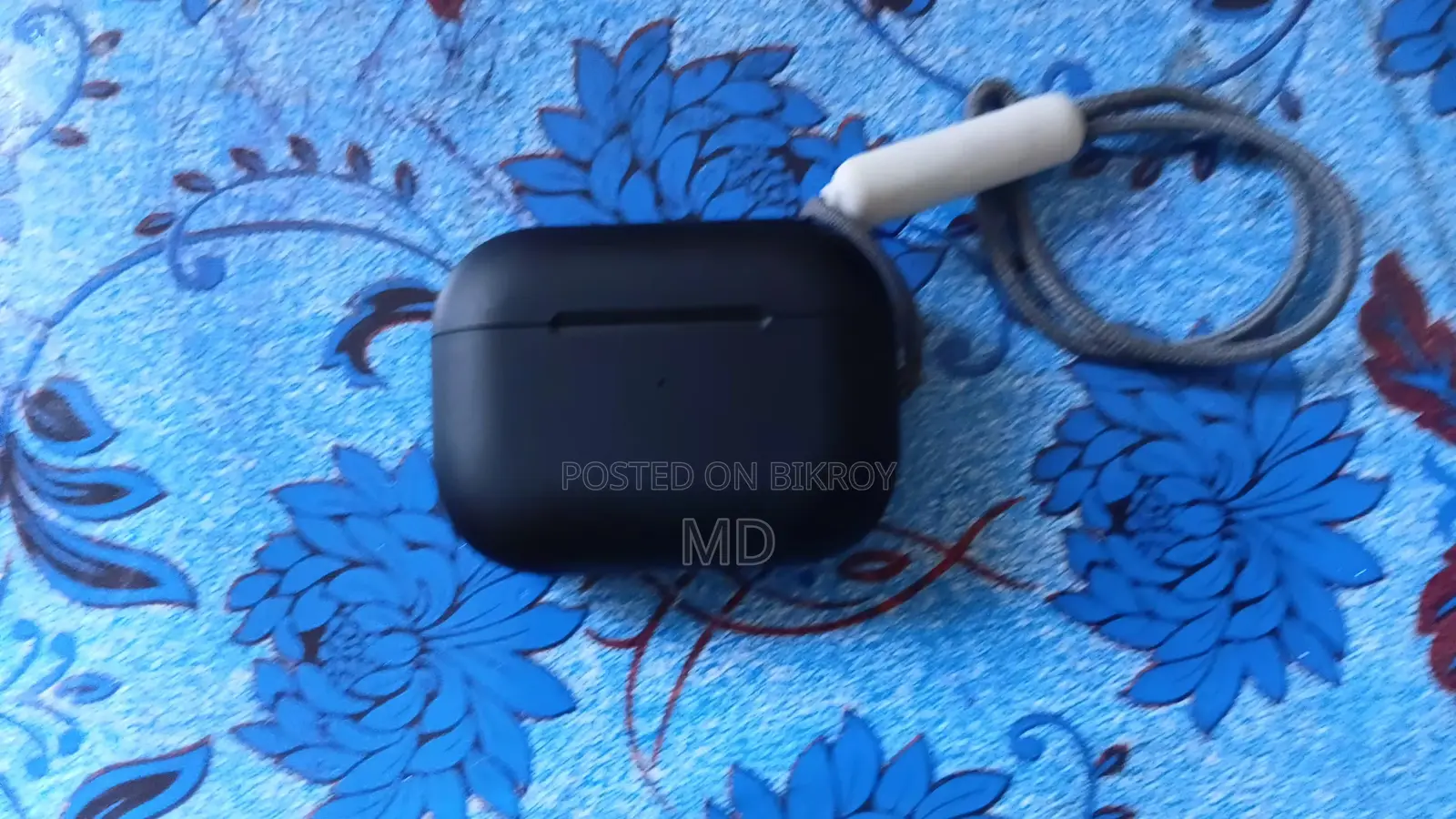 খুব ভালো একটা Airpods