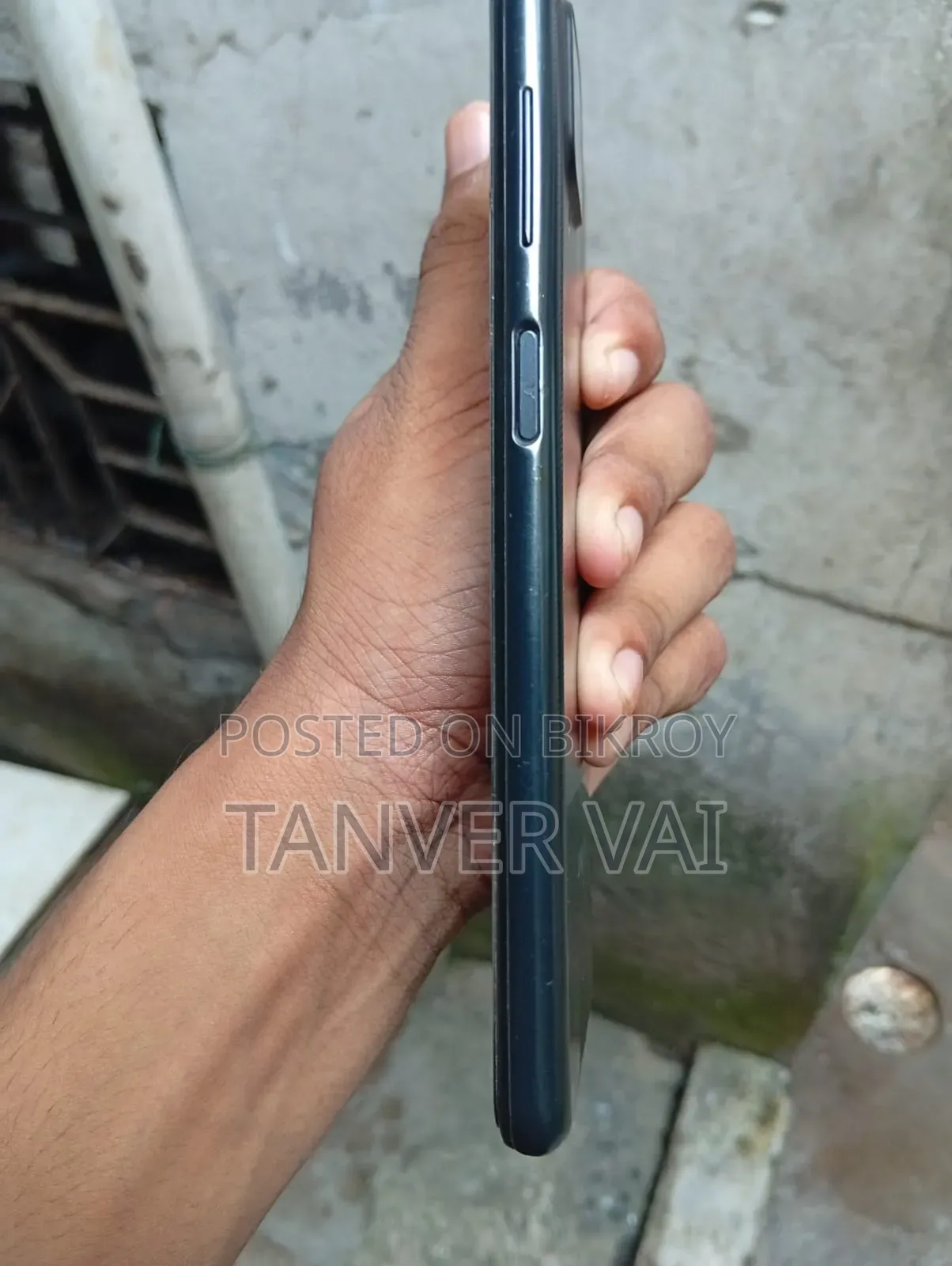 স্যামসাং গ্যালাক্সি এ১২ ৬৪ জিবি কালো