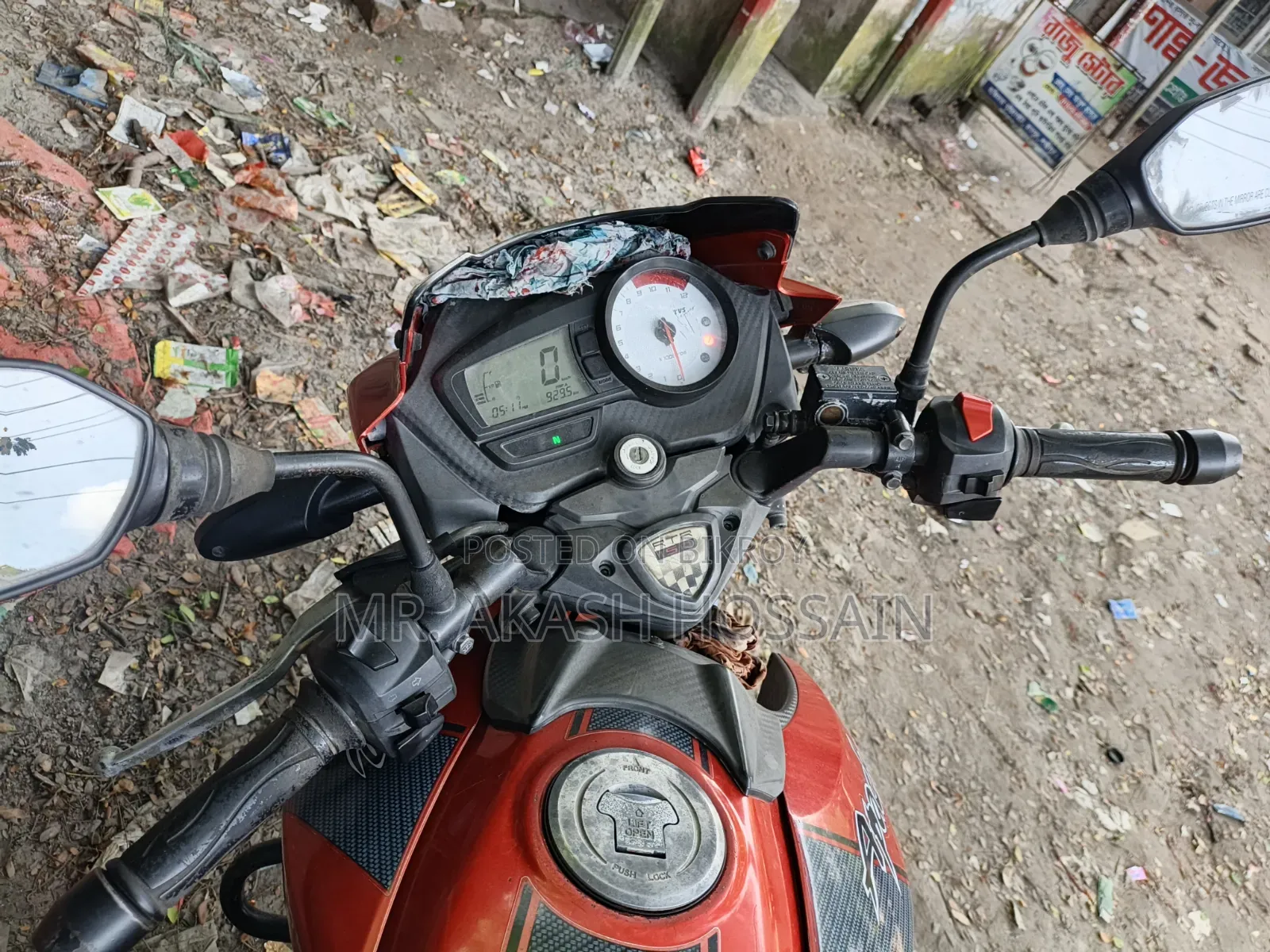 TVS Apache RTR 160 2V 2018 Red