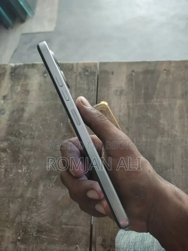 Tecno Spark Go 64 GB Bronze