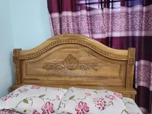 সেগুন কাঠের ফুল বক্স খাট