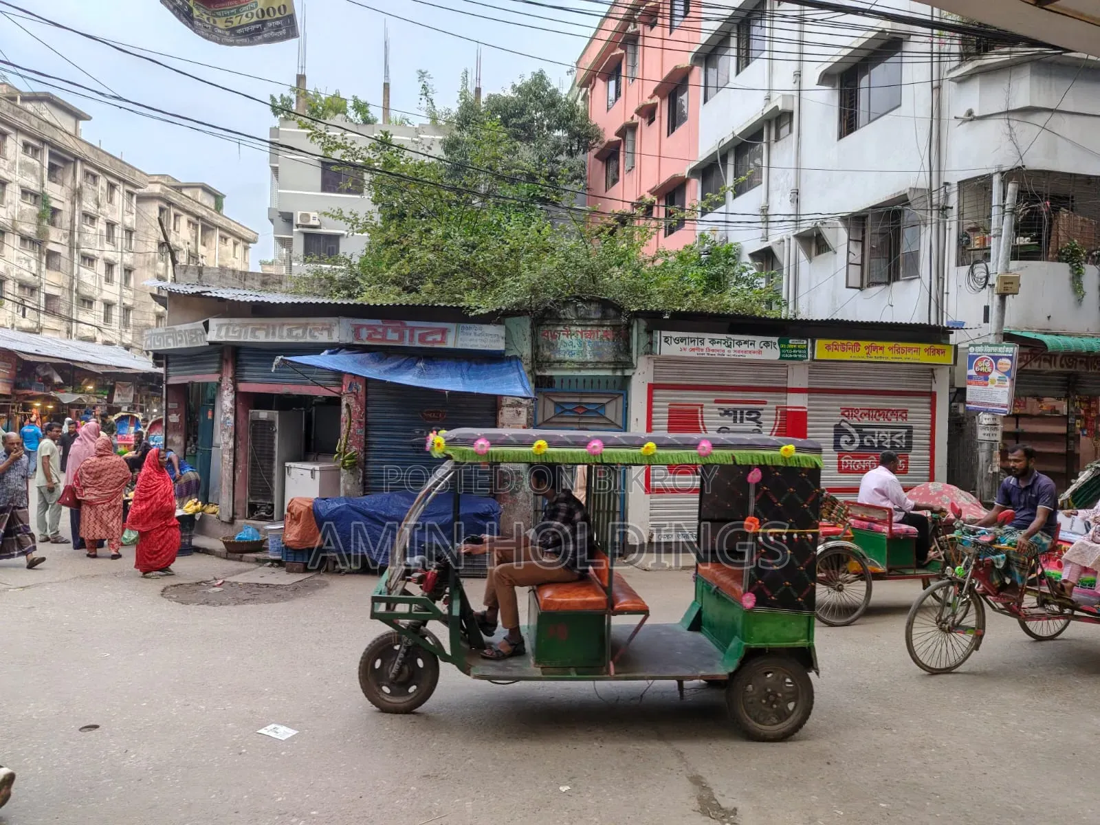 Commercial 4-Story Building for Sale on 3.30 Katha Land on Rampura Main Road