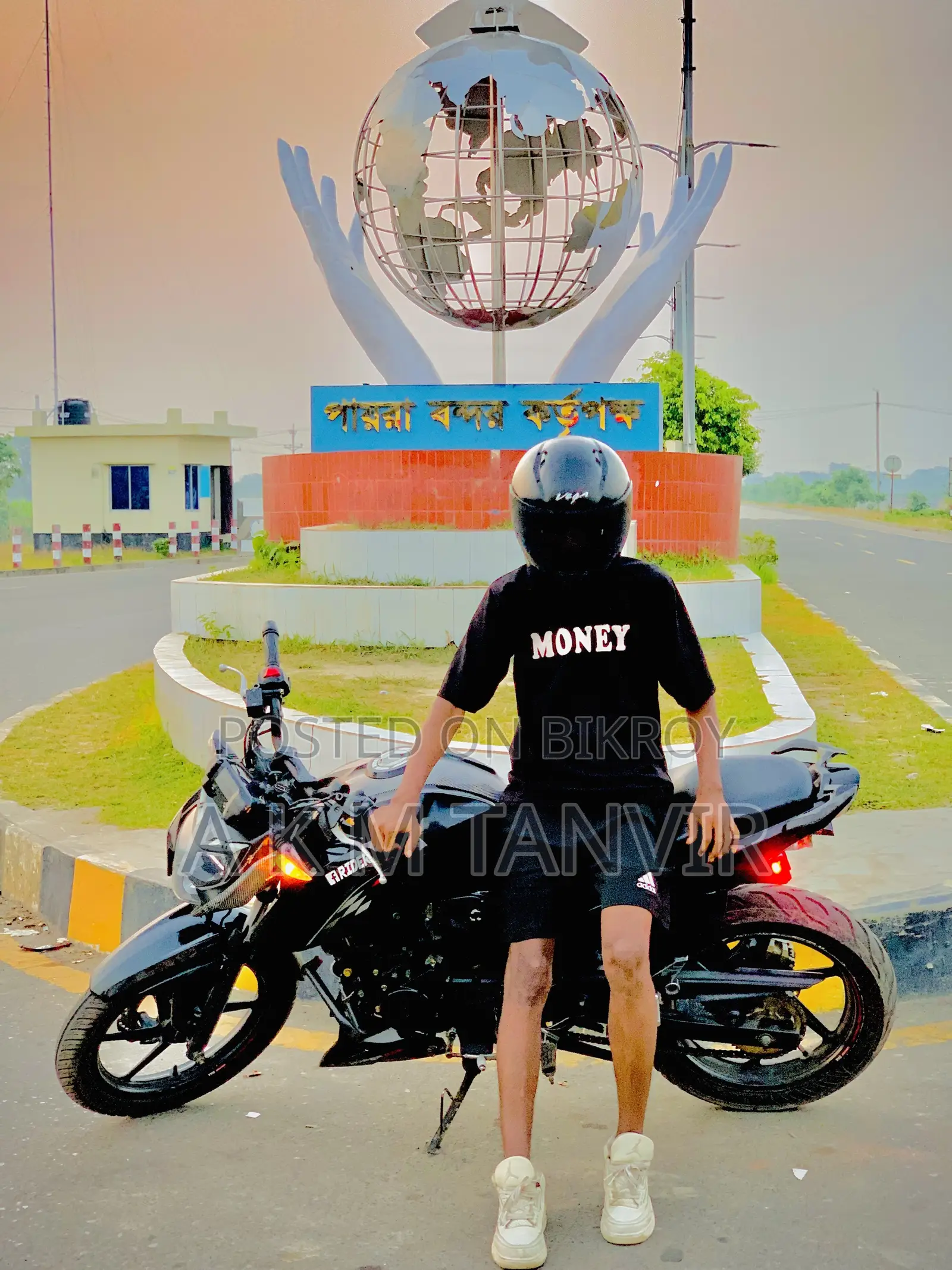 TVS Apache 160 4V 2022 Black