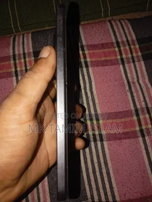 টেকনো স্পার্ক ৩০সি ১২৮ জিবি কালো