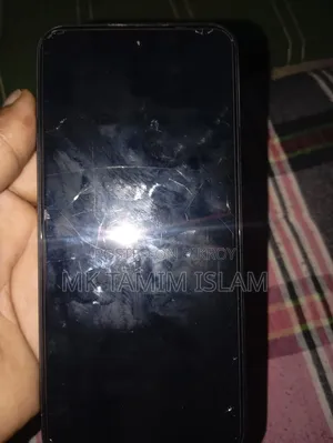 টেকনো স্পার্ক ৩০সি ১২৮ জিবি কালো