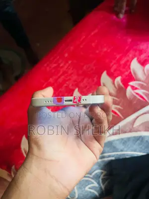 অ্যাপল আইফোন ১২ ১২৮ জিবি সাদা