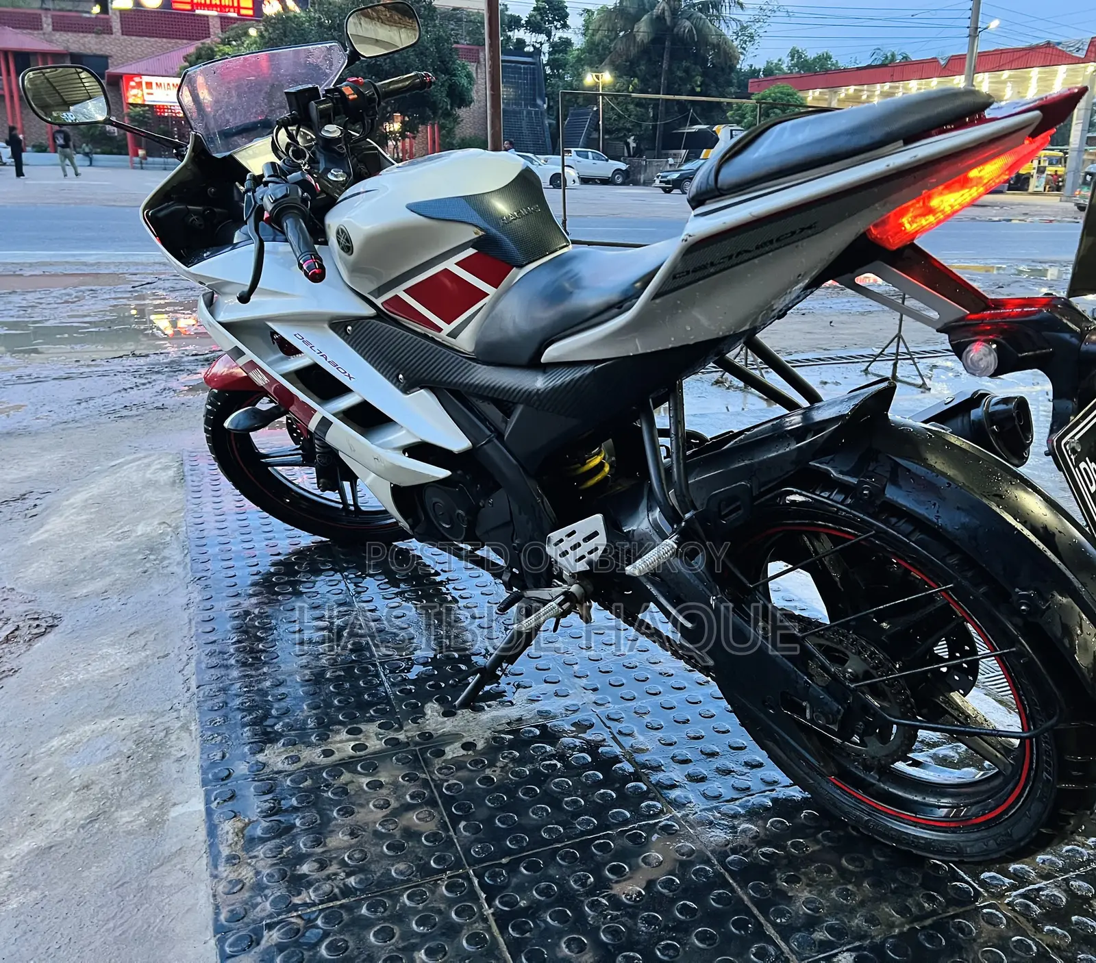 Yamaha R15 V3 2014 White