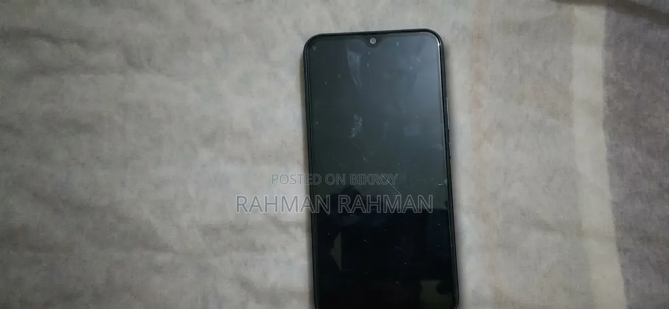 Vivo Y11 32 GB Blue