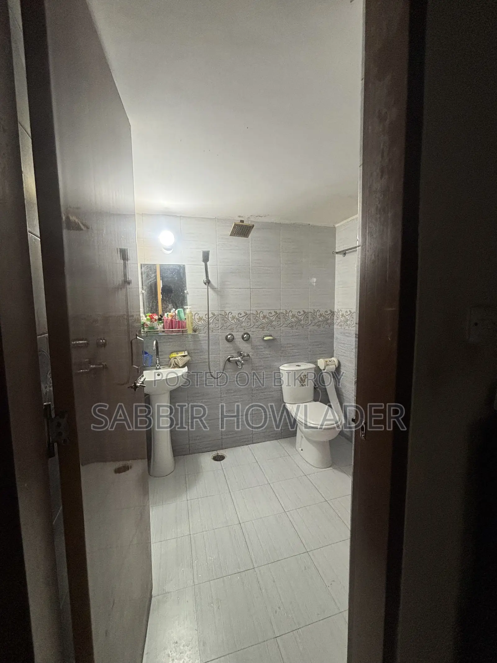 3 Bedroom House in Wari for sale