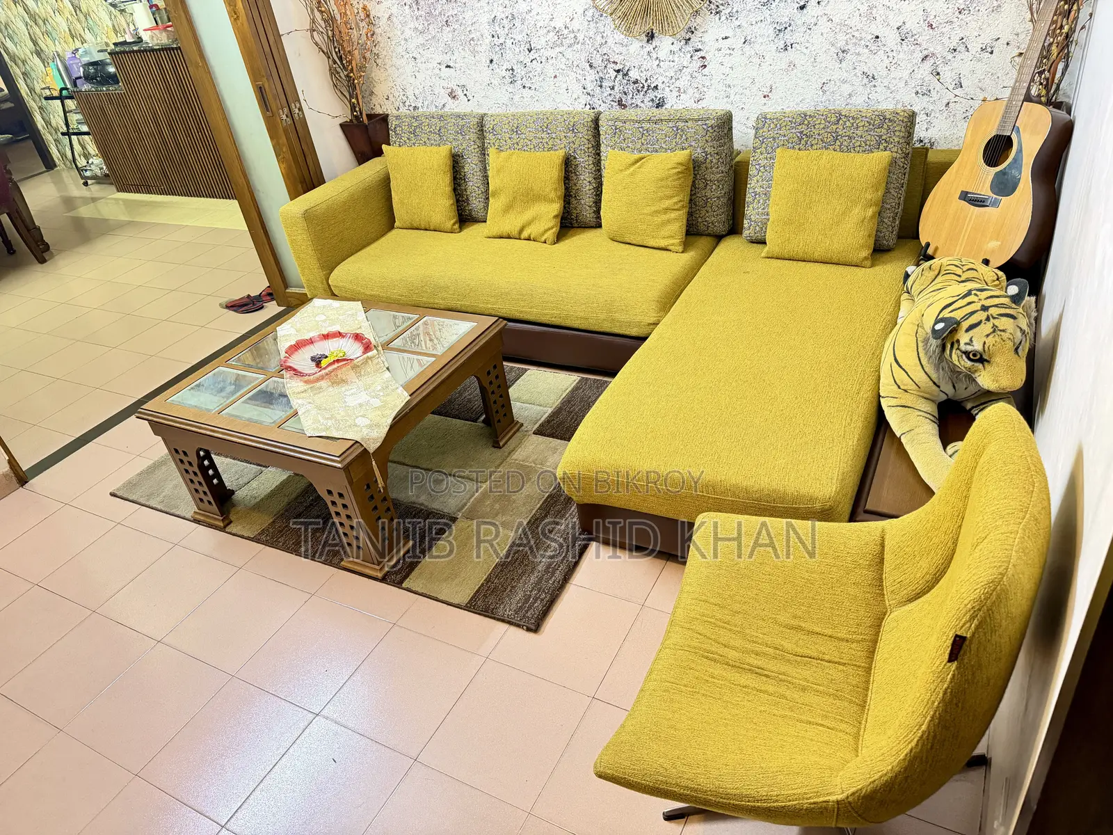 HATIL Sofa Table