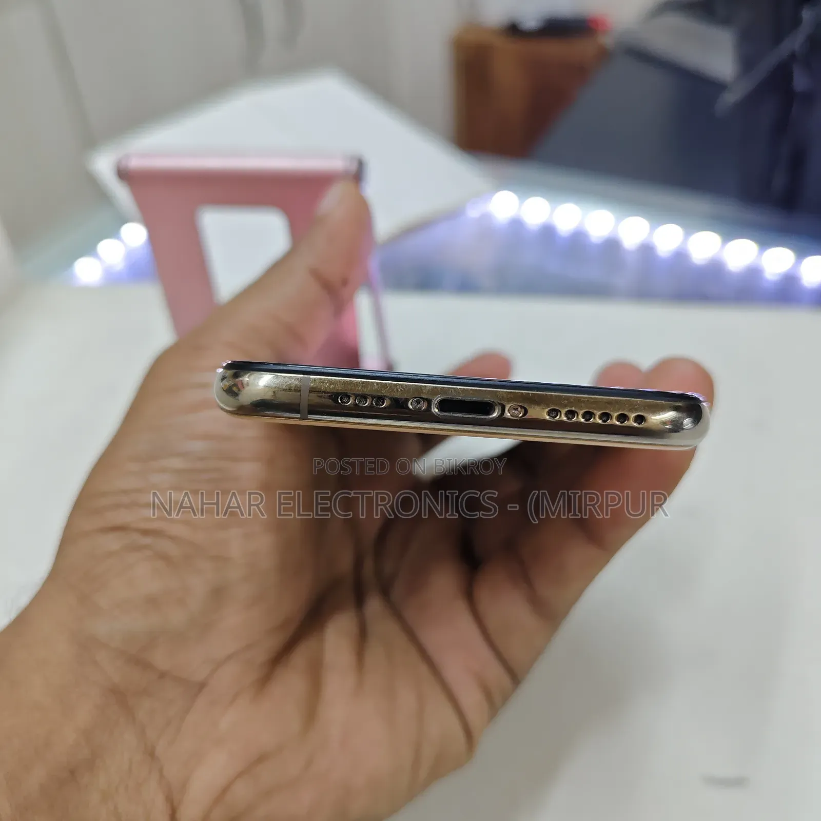 অ্যাপল আইফোন এক্সএস ২৫৬ জিবি গোল্ড