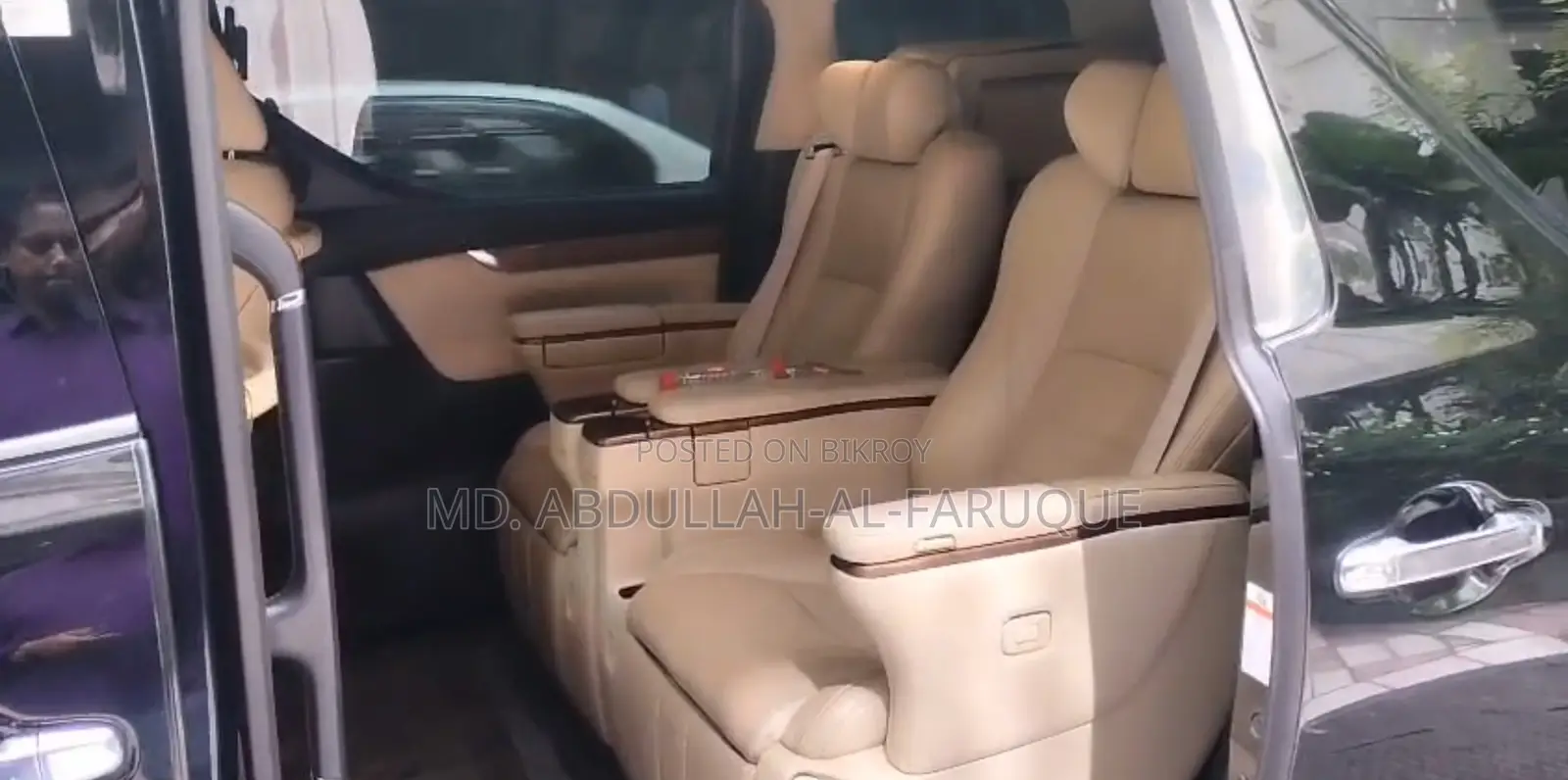 Toyota Alphard 2.5 Hybrid AWD 2017 Black