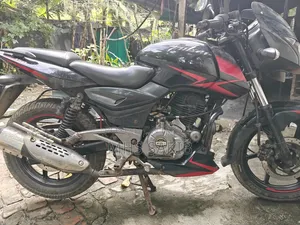 Bajaj Pulsar 150 2019 Red