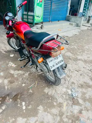 Hero Dawn 100 2001 Red