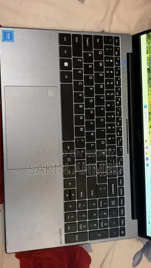 Laptop 16GB Intel SSD 512GB