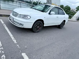 Nissan Sunny 2008 Pearl