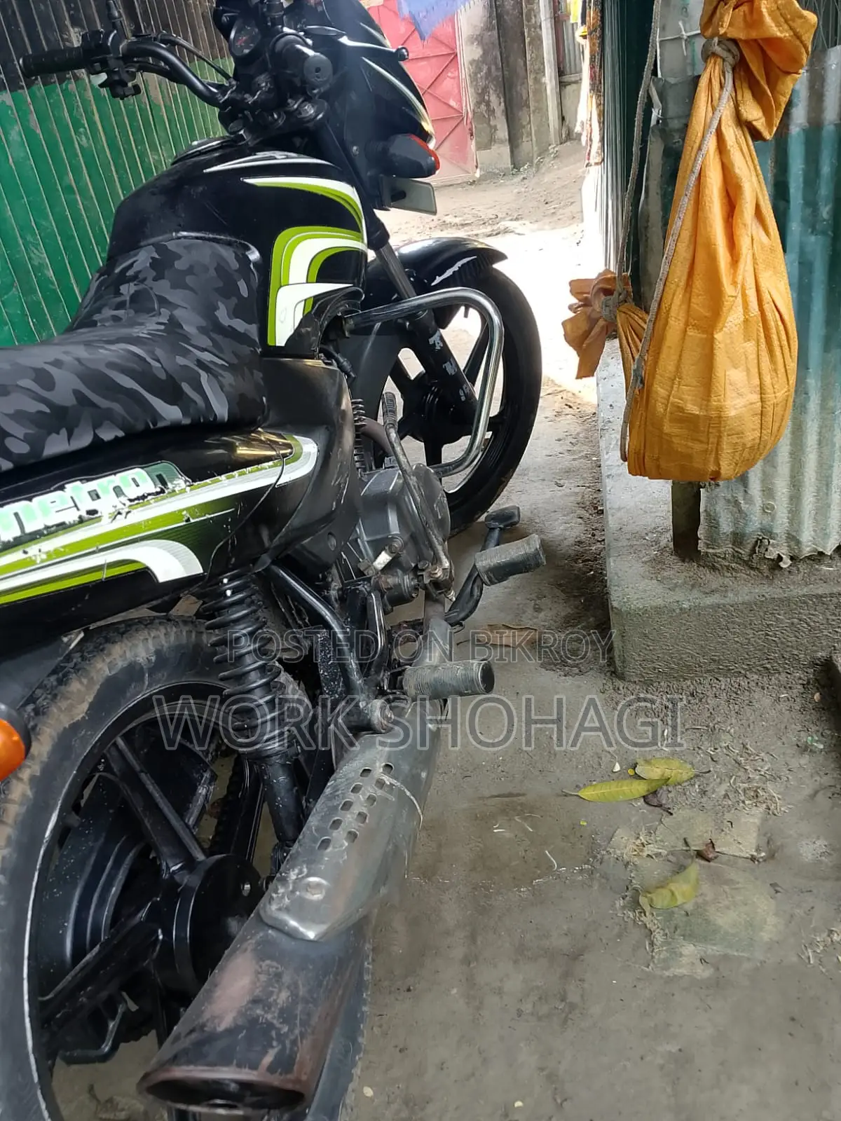 টিভিএস মেট্রো ২০১৯ কালো