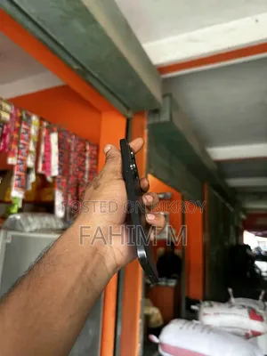 অনার ৪০০ ২৫৬ জিবি ব্ল্যাক