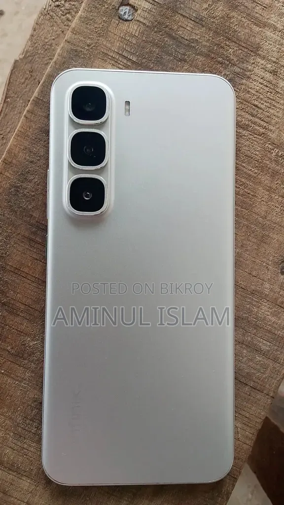 ইনফিনিক্স হট ৬০ প্রো+ ২৫৬ জিবি সিলভার