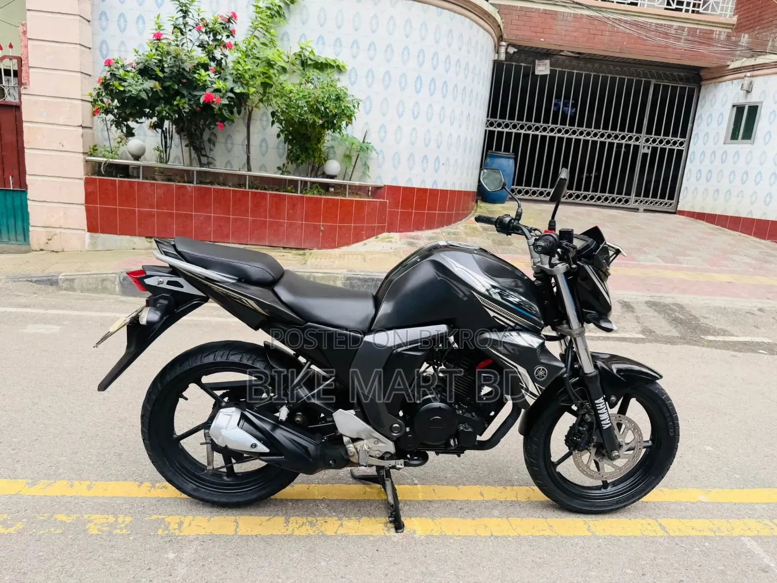 Yamaha FZS V2 2018 Black