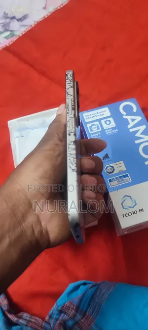 টেকনো ক্যামন ৫০ ২৫৬ জিবি হোয়াইট