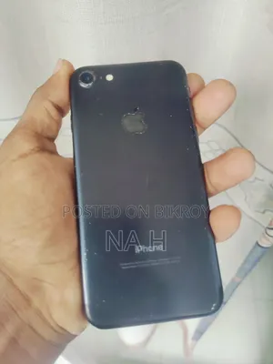 Apple iPhone 7 32 GB Black