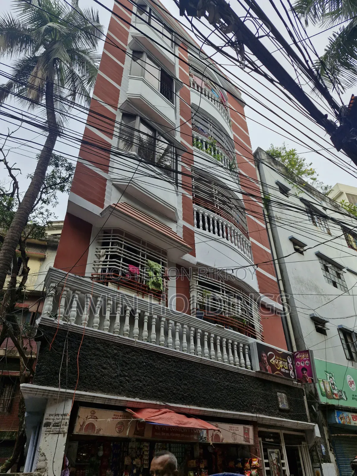 Furnished 20-Bedroom House in Rampura for sale
