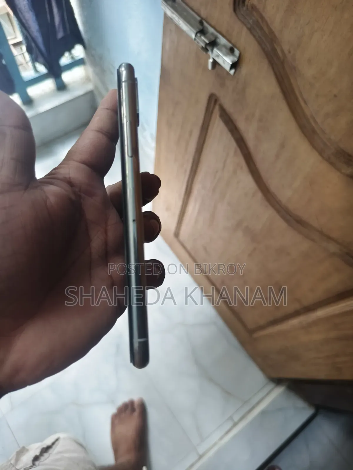 Apple iPhone X 64 GB White