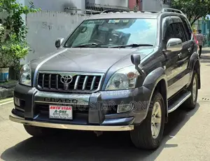 Toyota Land Cruiser Prado 2.7 5dr 2003 Gray