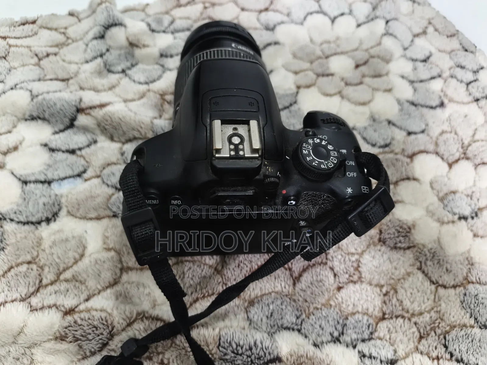 DSLR Camera Canon 700D