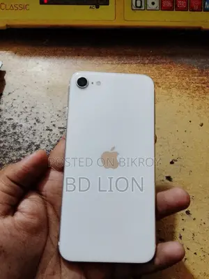 নিউ অ্যাপল আইফোন এসই (২০২০) ৬৪ জিবি সাদা